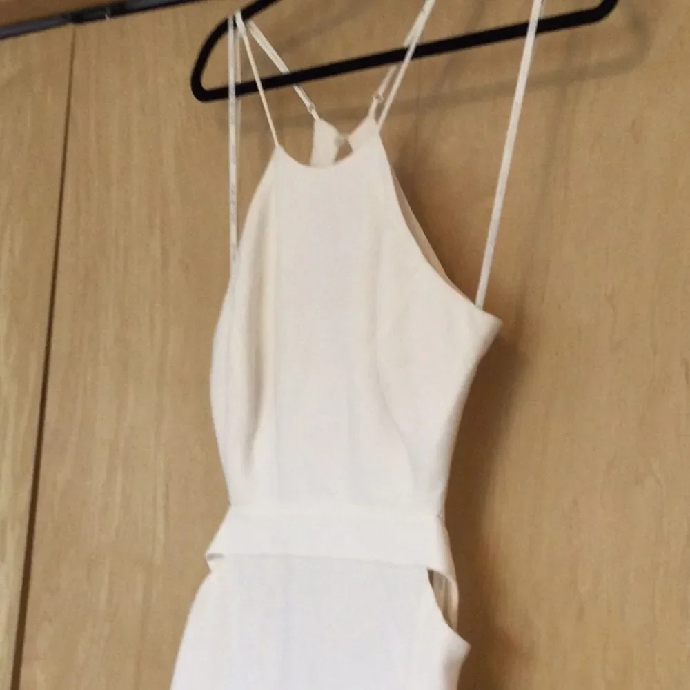 Halston Heritage Cutout Back Halter Gown - Picture 5 of 10